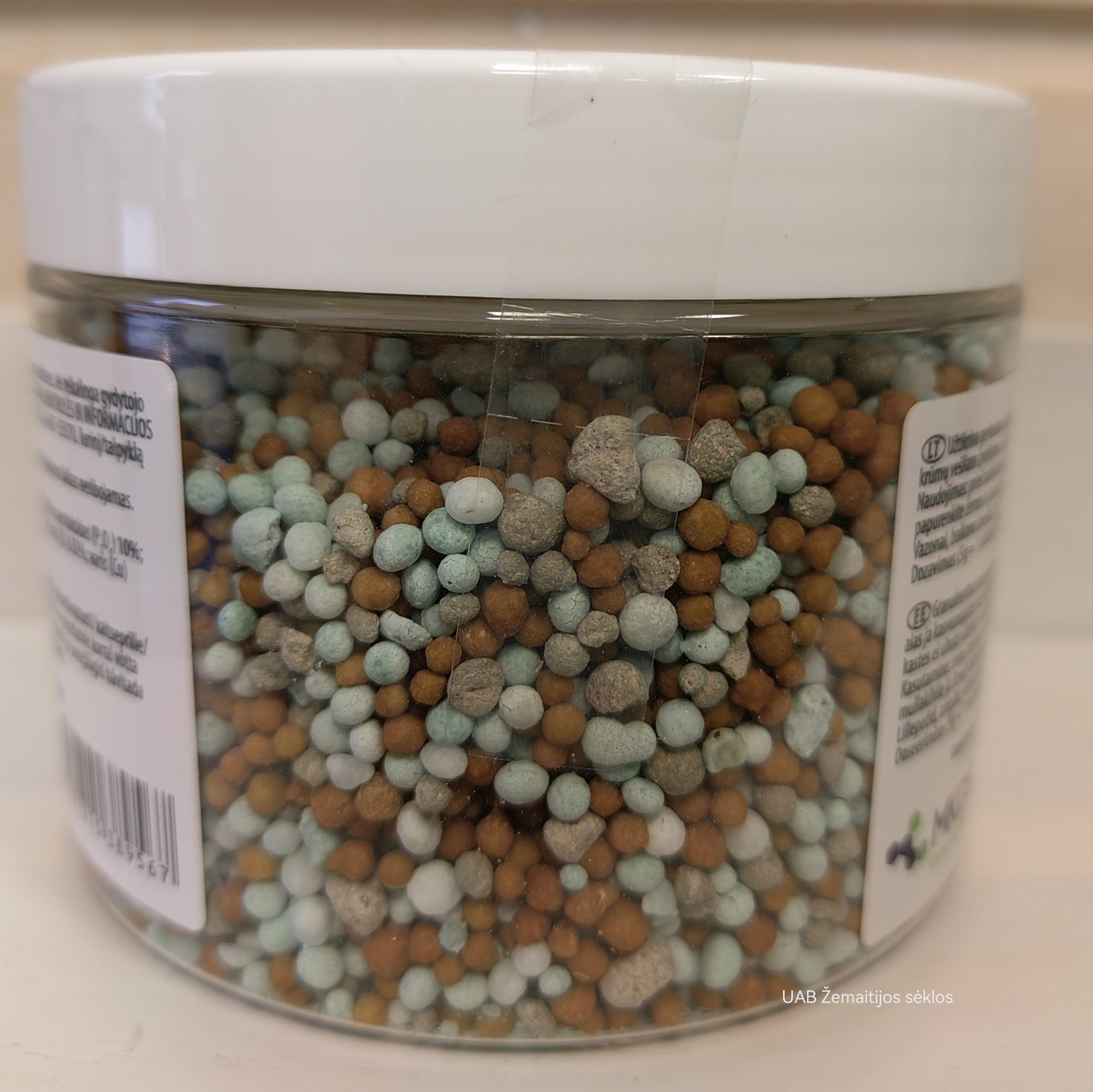 „180 DAYS“ ilgo veikimo trąšos žydintiems augalams 500 g „180 DAYS“ ilgo veikimo trąšos žydintiems augalams 500 g